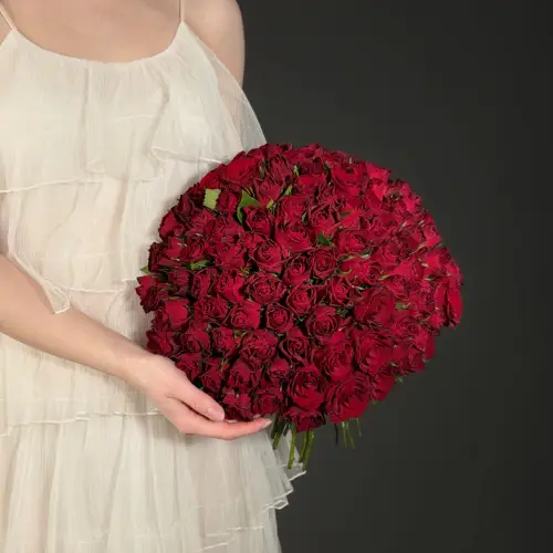 Букет из 101 красной кенийской розы