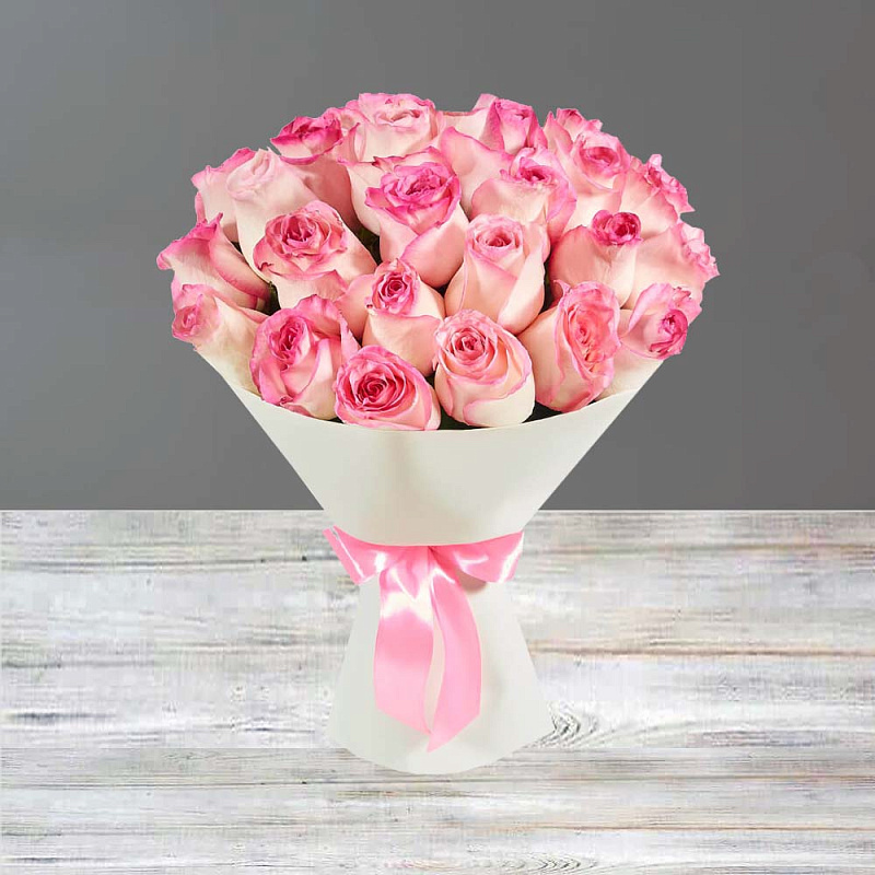Закажите доставку роз в Сочи: когда важны удобство и точность